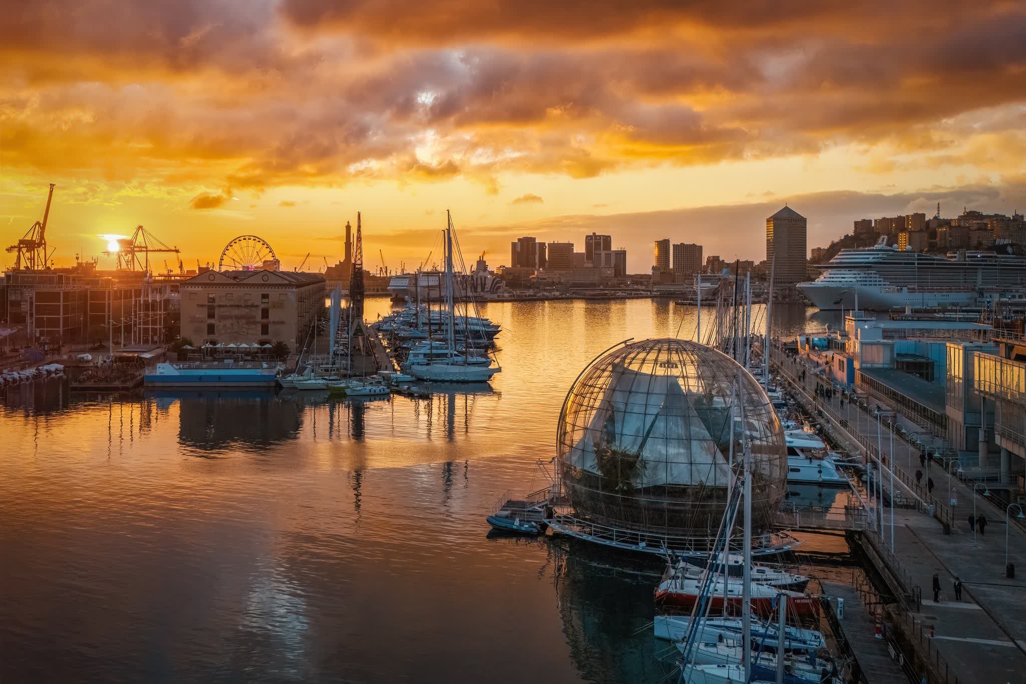 Corso di fotografia a Genova: course cover drone harbor